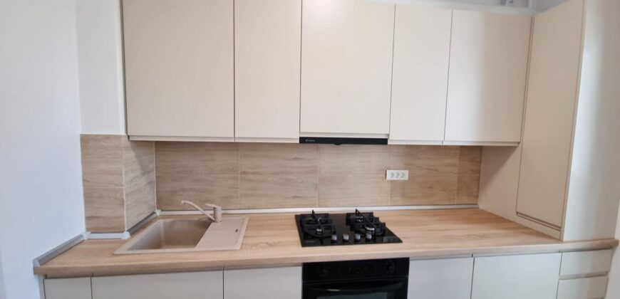 Apartament • 2 camere • Regie • Inchiriere